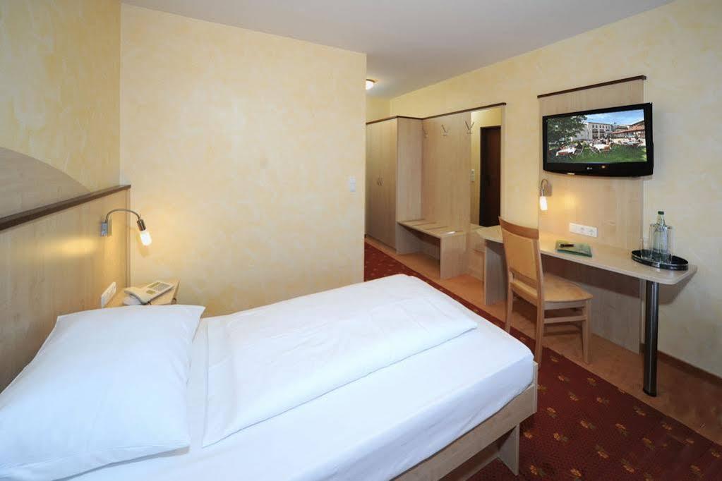 Hotel Wolfringmuehle Fensterbach 外观 照片